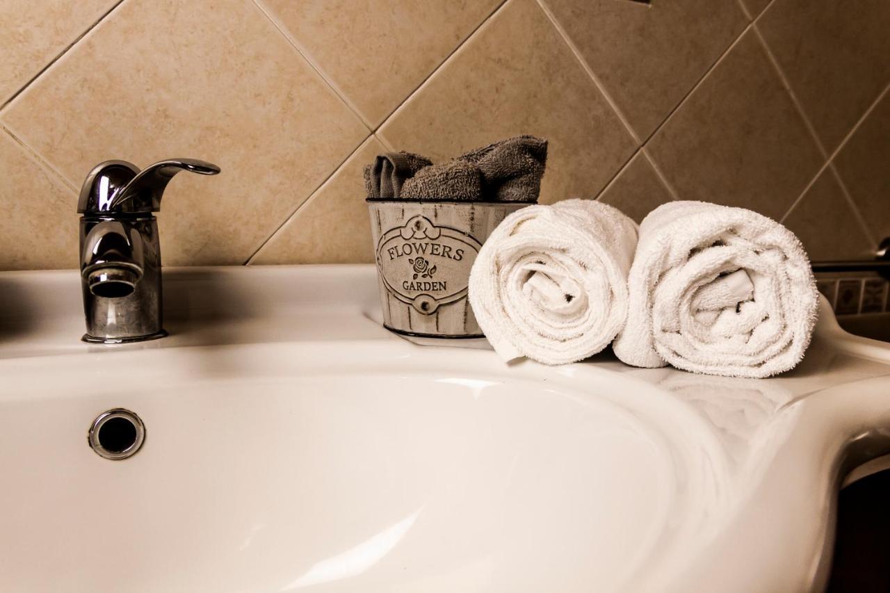 Suite Home Al Centro Di Sassari Ngoại thất bức ảnh
